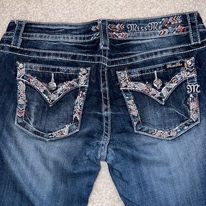 Miss Me Signature Jean Capri’s size 30